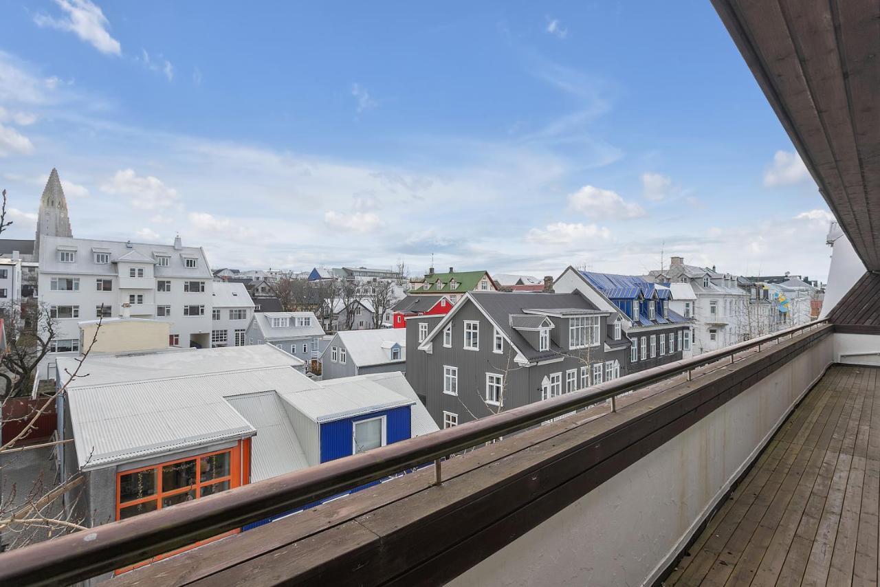 Penthouse Apt On The Shopping Street-Free Parking Reykjavík Esterno foto